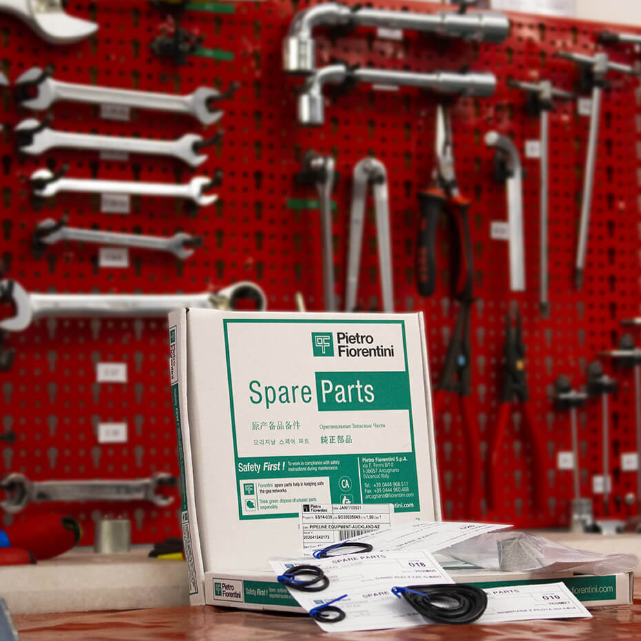 Spare parts and accessories - Support